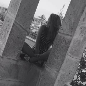 Meet your Posher, Lucy